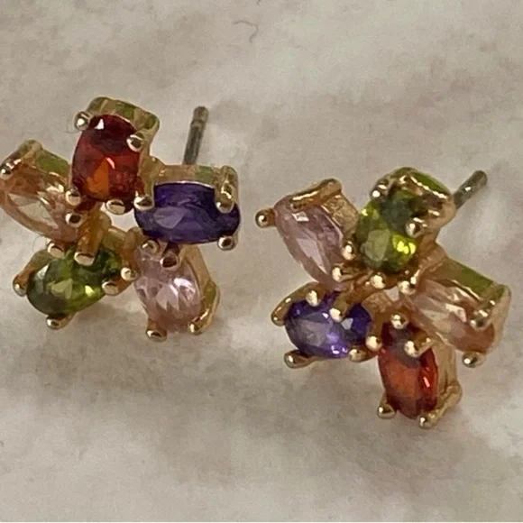 Elegant Multi-Color Floral Earrings and clear flower set of 2 pair - Picture 5 of 5